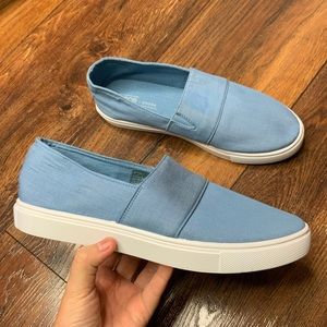 ASOS Blue & White Slip On Sneaker Size 7